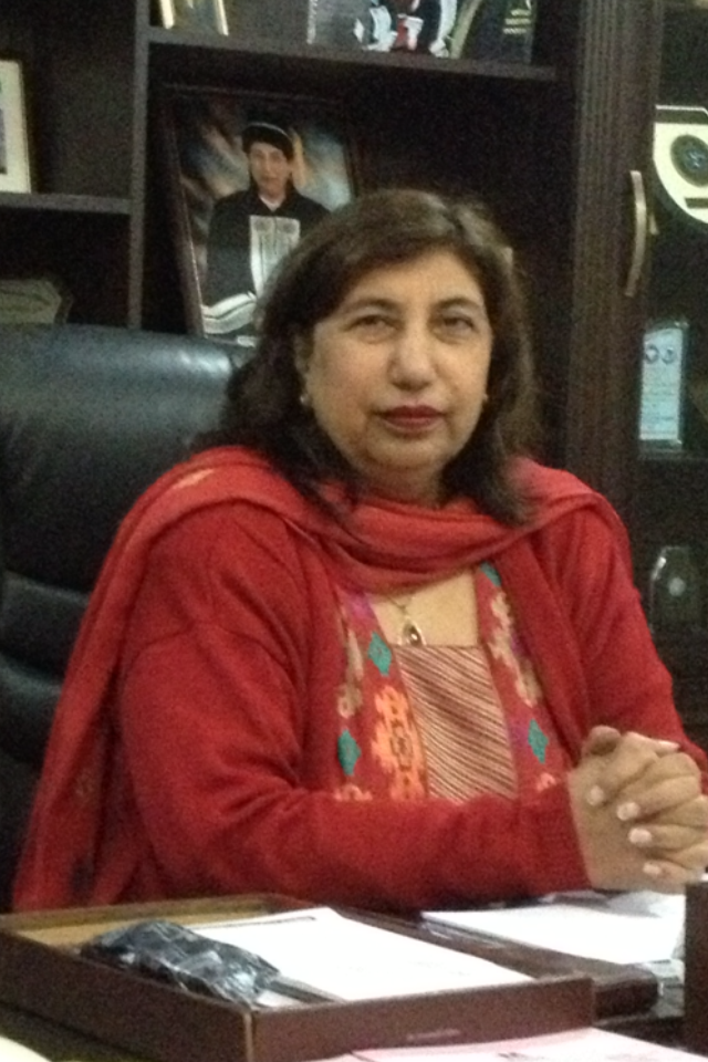 Dr Rizwana Chaudhry medicare hospital